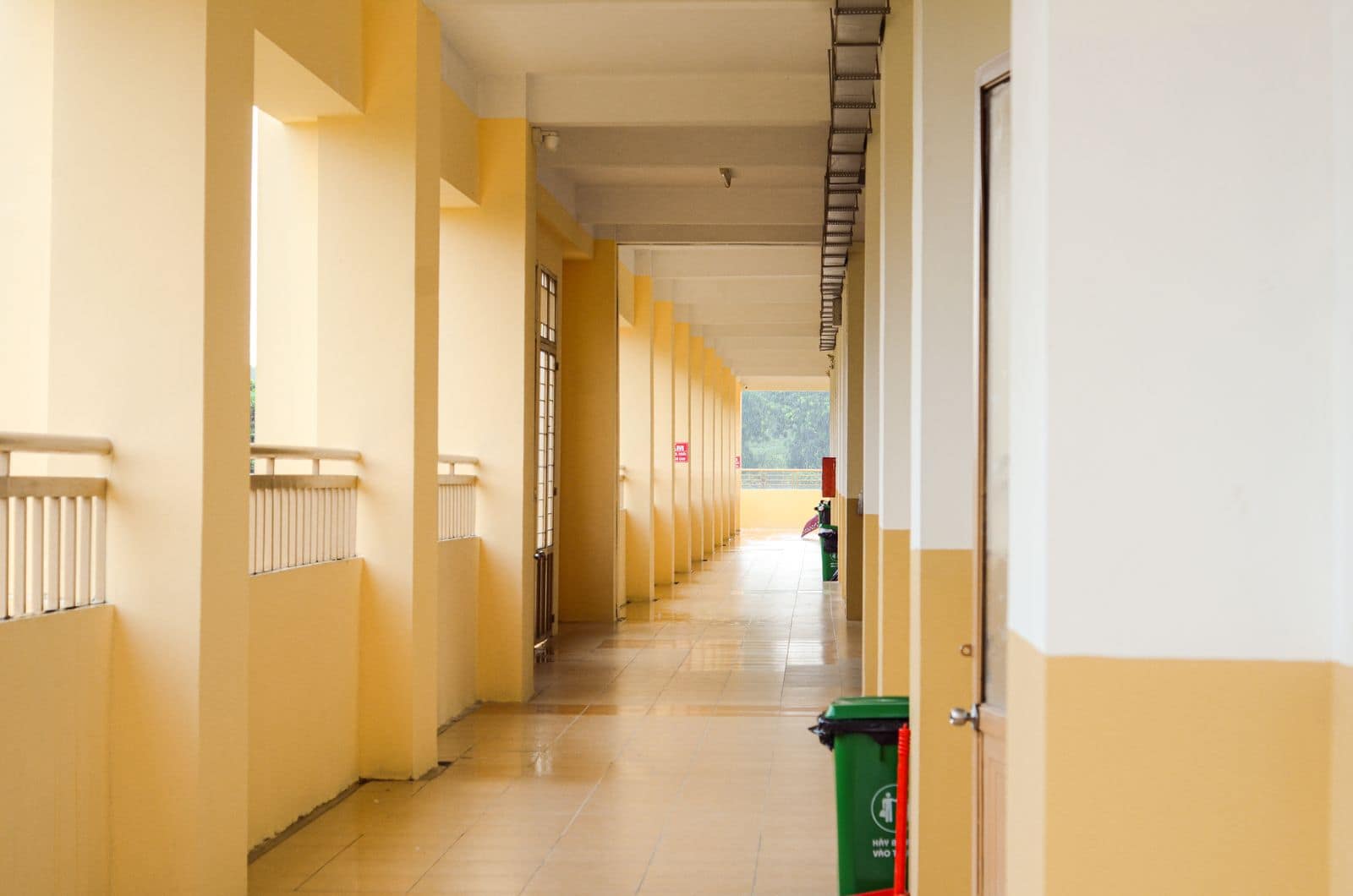 学校の廊下